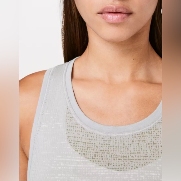 🍋 Lululemon Spirited Sissone Tank (LW1AZTS) - Gray - Approx. Sz 8 - Picture 5 of 12